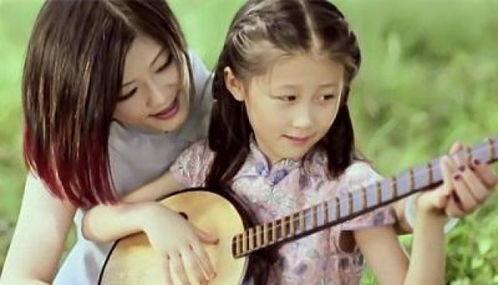 母亲爆料女儿视频播放,真相令人震惊  第1张